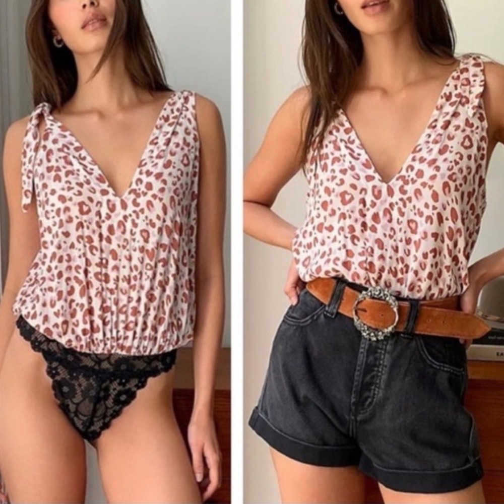 Free People Bare It All Bodysuit Size‎ Small